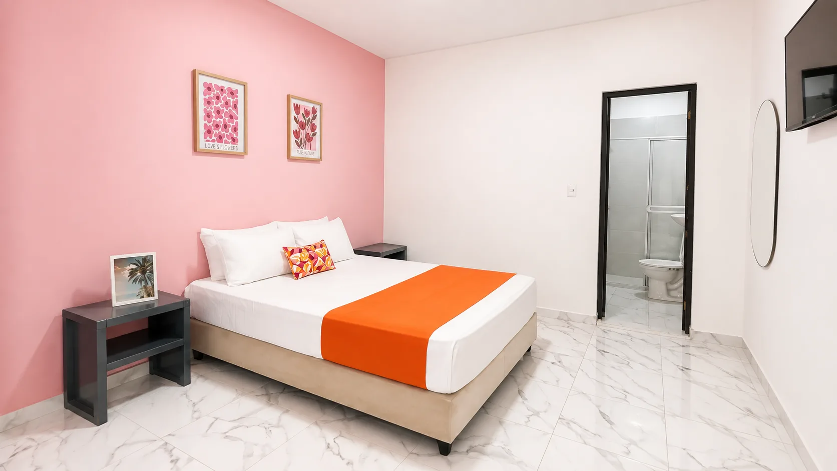 Habitación Doble con baño privado al fondo