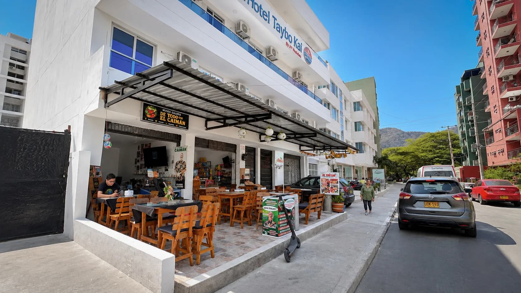 La calle — Hotel Taybo Kai